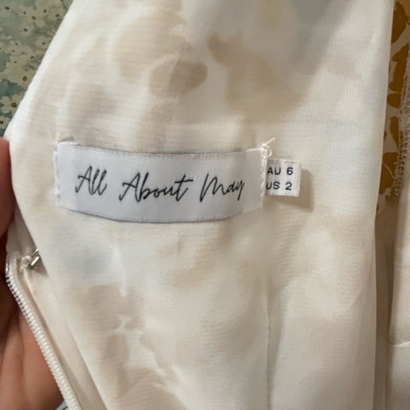 Floral Long Sleeved Tiered Peasant Maxi Dress with Pockets - Picture 10 of 14